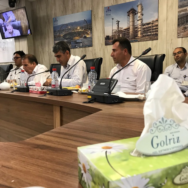 جلسه کادر مدیریت 